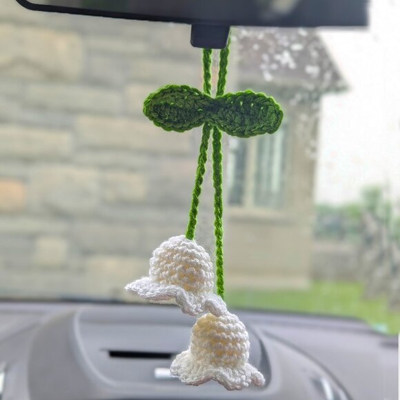 Crochet Lily of the Valley Charm | Car mirror hanging accessory - Picture 1 of 9